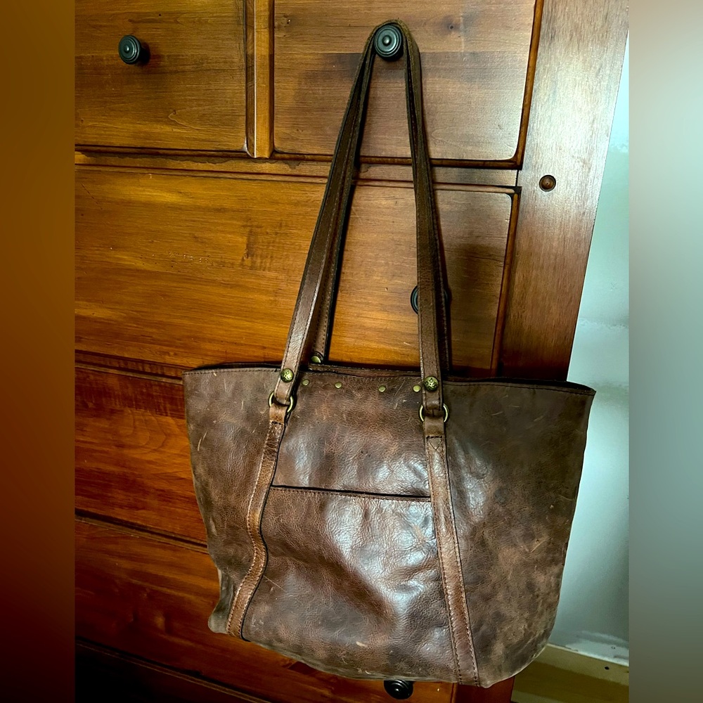 Patricia Nash brown leather tote bag